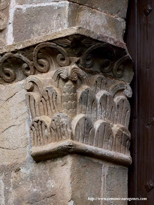 DECORACI&Oacute;N PRIMITIVA DE IGUACEL